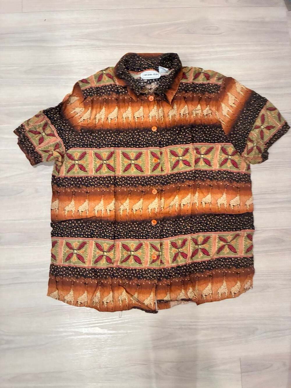 California Krush Short Sleeve Button Up Shirt Size 1X Brown Giraffe